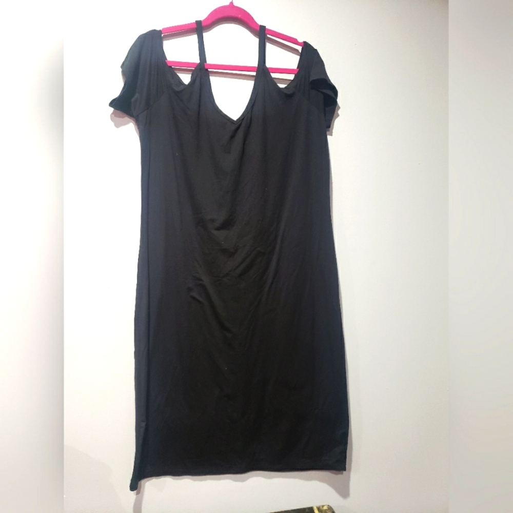 💲🖐🏾/ROUGE WOMEN'S 3X DRESS